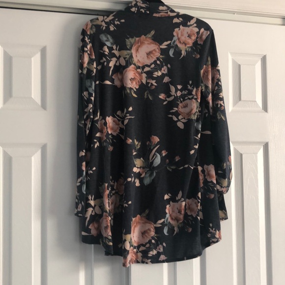 Cardigan - Picture 2 of 2